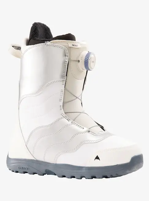 Burton 2022 Mint Boa Boot - White/Glitter 1