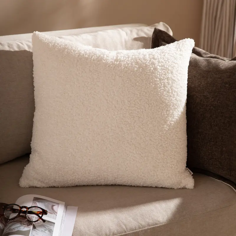 Cabu Chunky Boucle Cushion Ecru 1