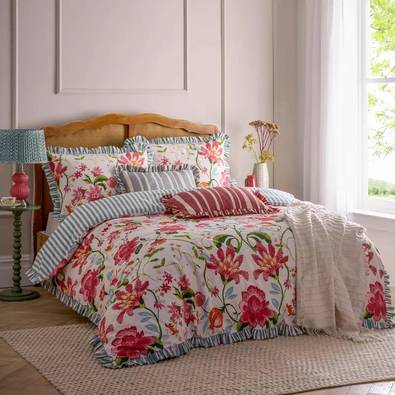 Claudia Floral Ruffle Duvet Cover Set Multicolour 1