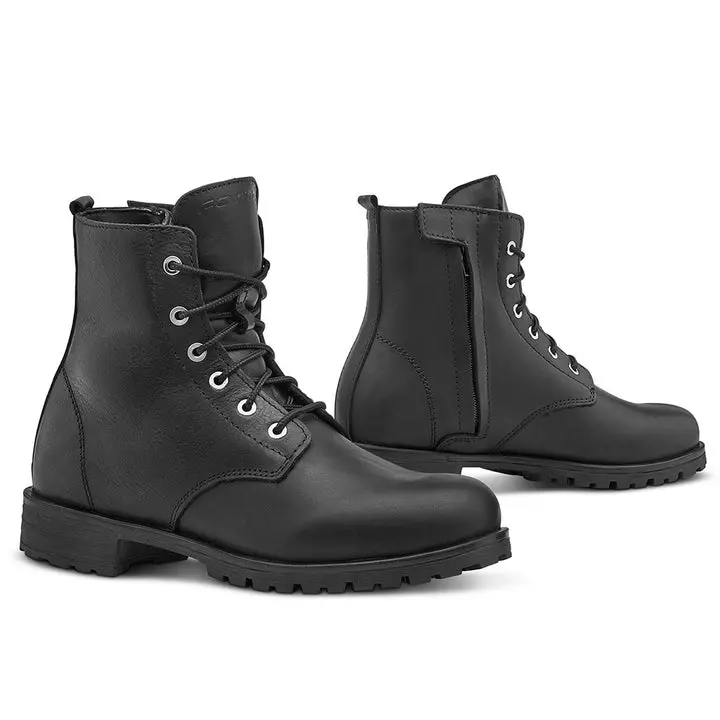 Forma Crystal Boot 1