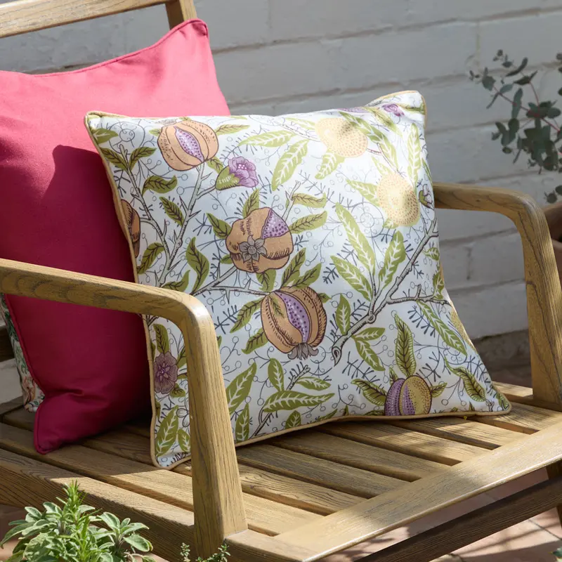 Fruits Morris Outdoor Cushion Lemon/Lime 1