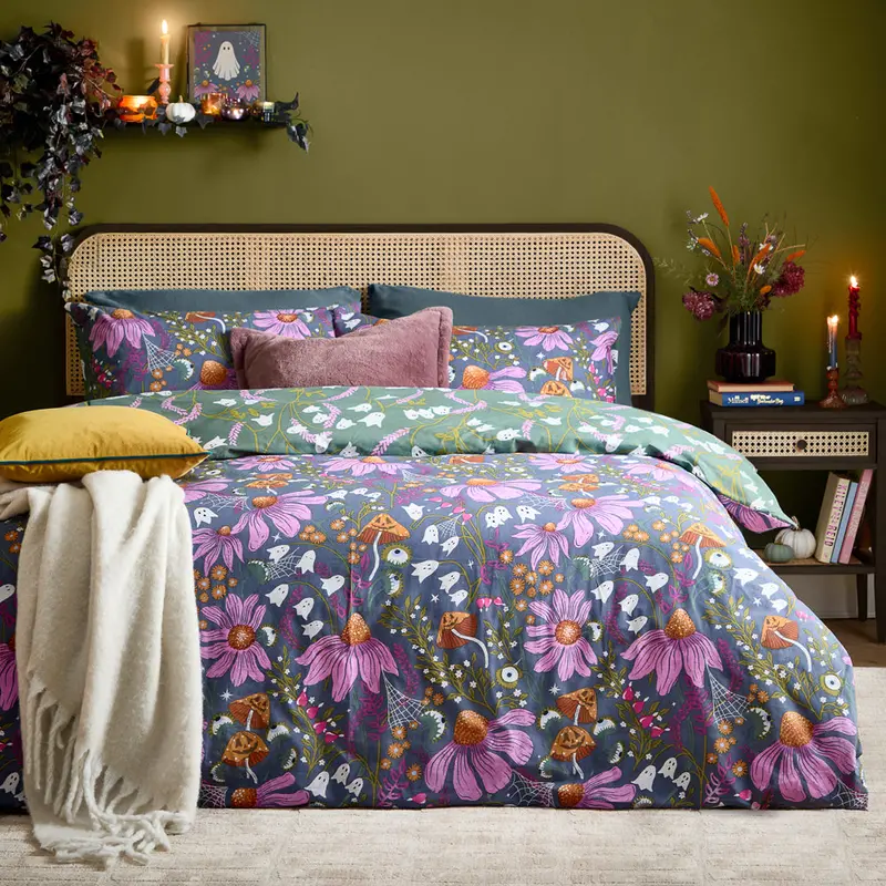 Ghoul Gardens Halloween Reversible Duvet Cover Set Multicolour 1