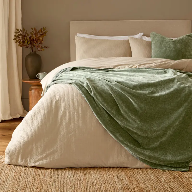 Heavy Chenille Velvet Throw Eucalyptus 1