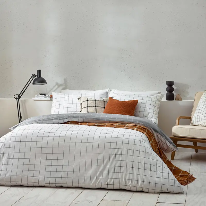 Howarth Check Duvet Cover Set White/Black 1