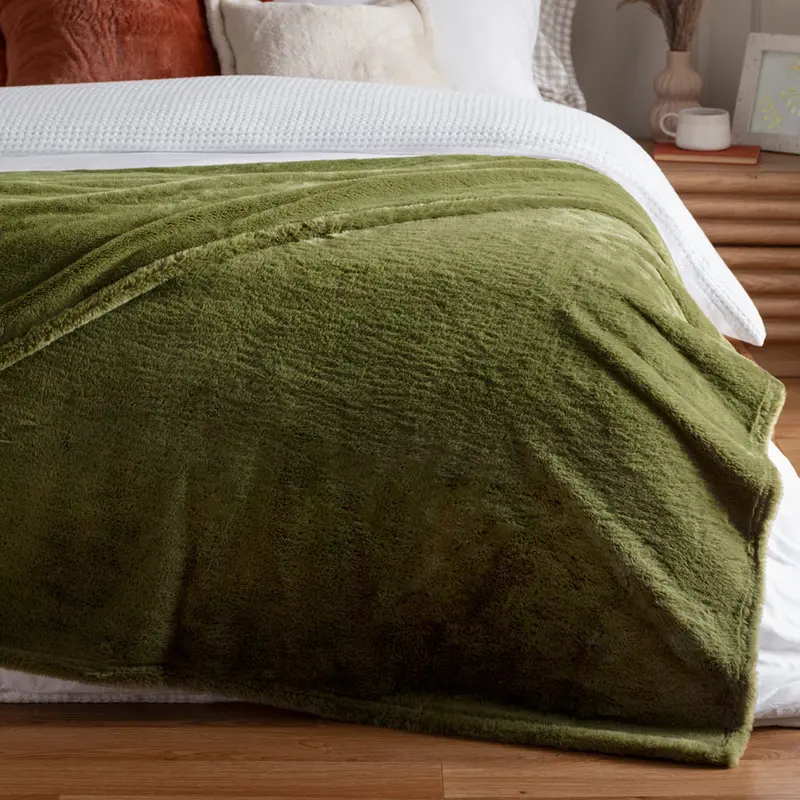 Kallu Double-Sided Faux-Fur Throw Olive 1