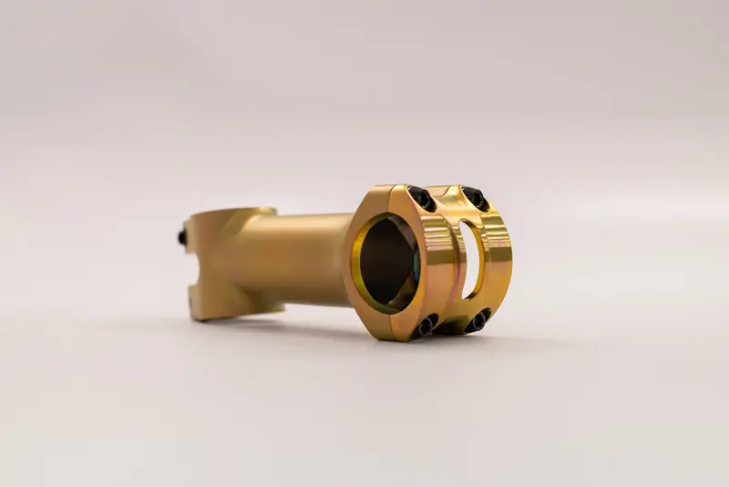 No. 22 | Titanium Stem 1