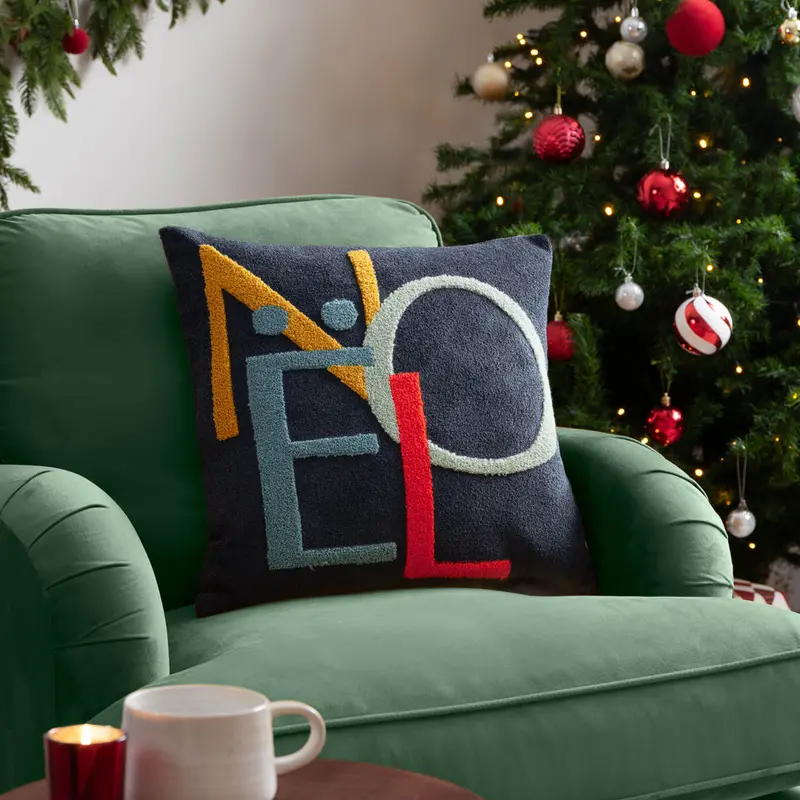 Noel Tufted Cushion Multicolour 1