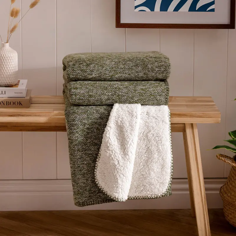 Nurrel Sherpa Throw Moss 1