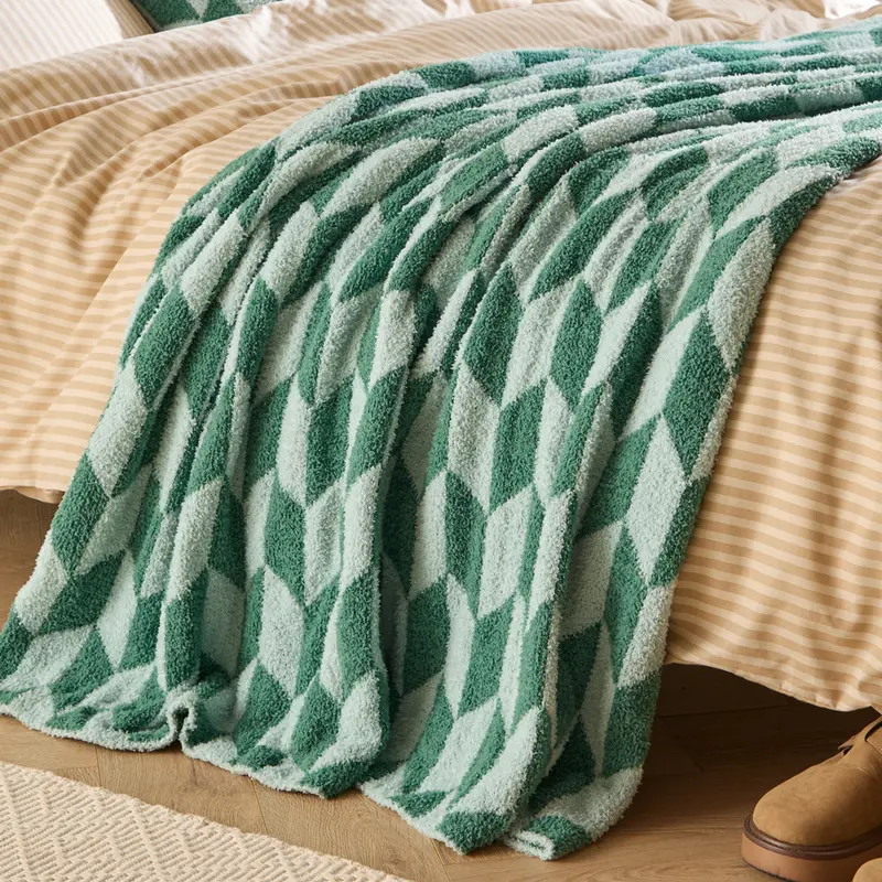 Olsen Geometric Throw Good For You Green 1