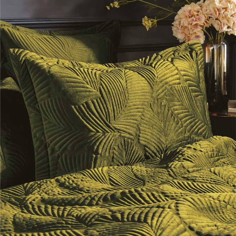 Palmeria Quilted Velvet Pillowcase Moss 1
