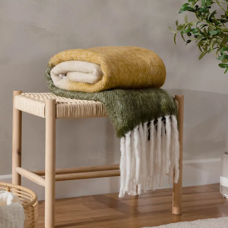 Rawton Ombre Throw Natural/Moss 1