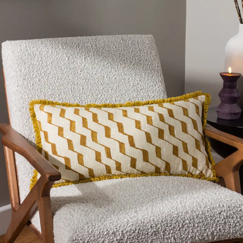 Zabine Cushion Honey 1